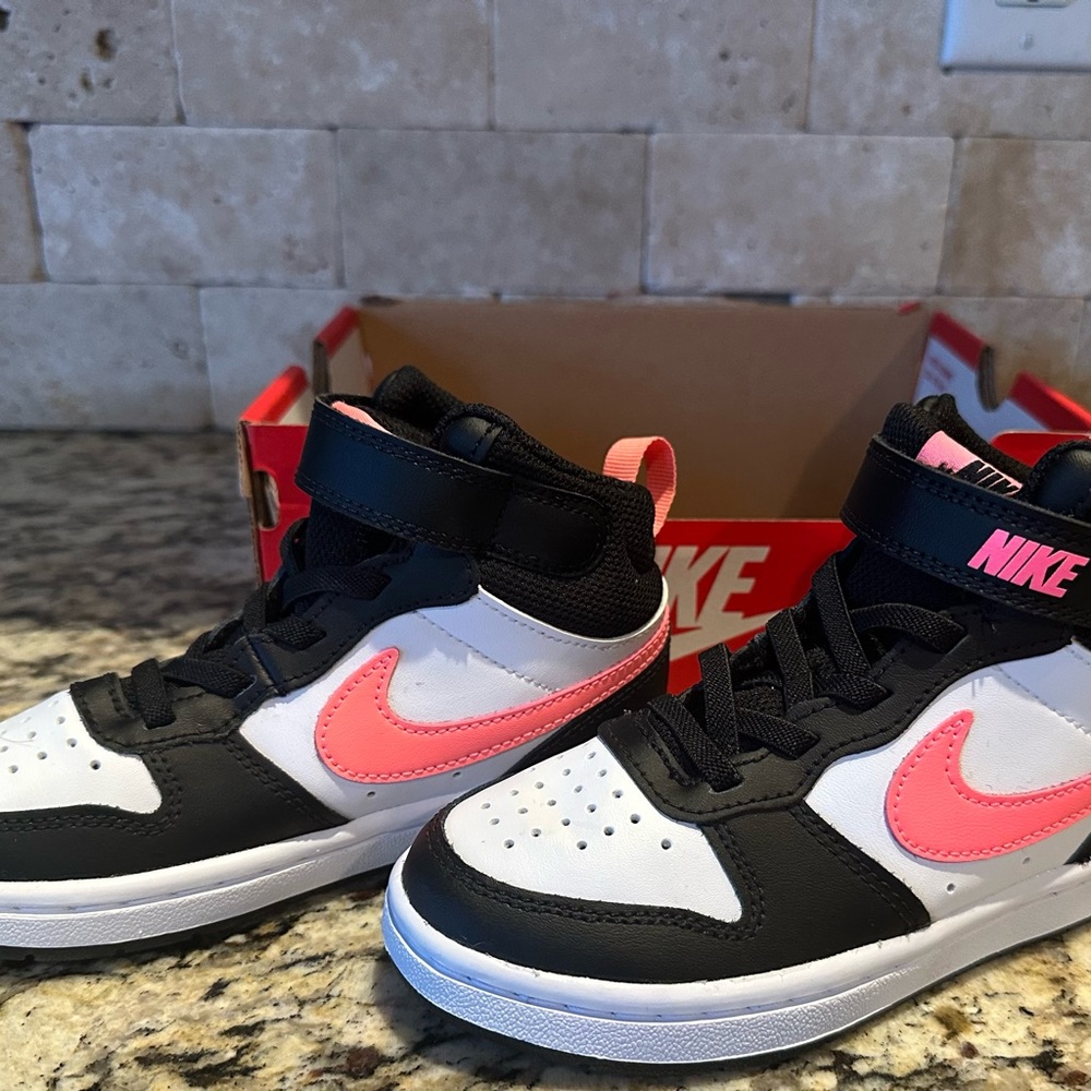 Little Girls Nike Court Borough Mid 2 Pink Black Shoes Size 11 C New